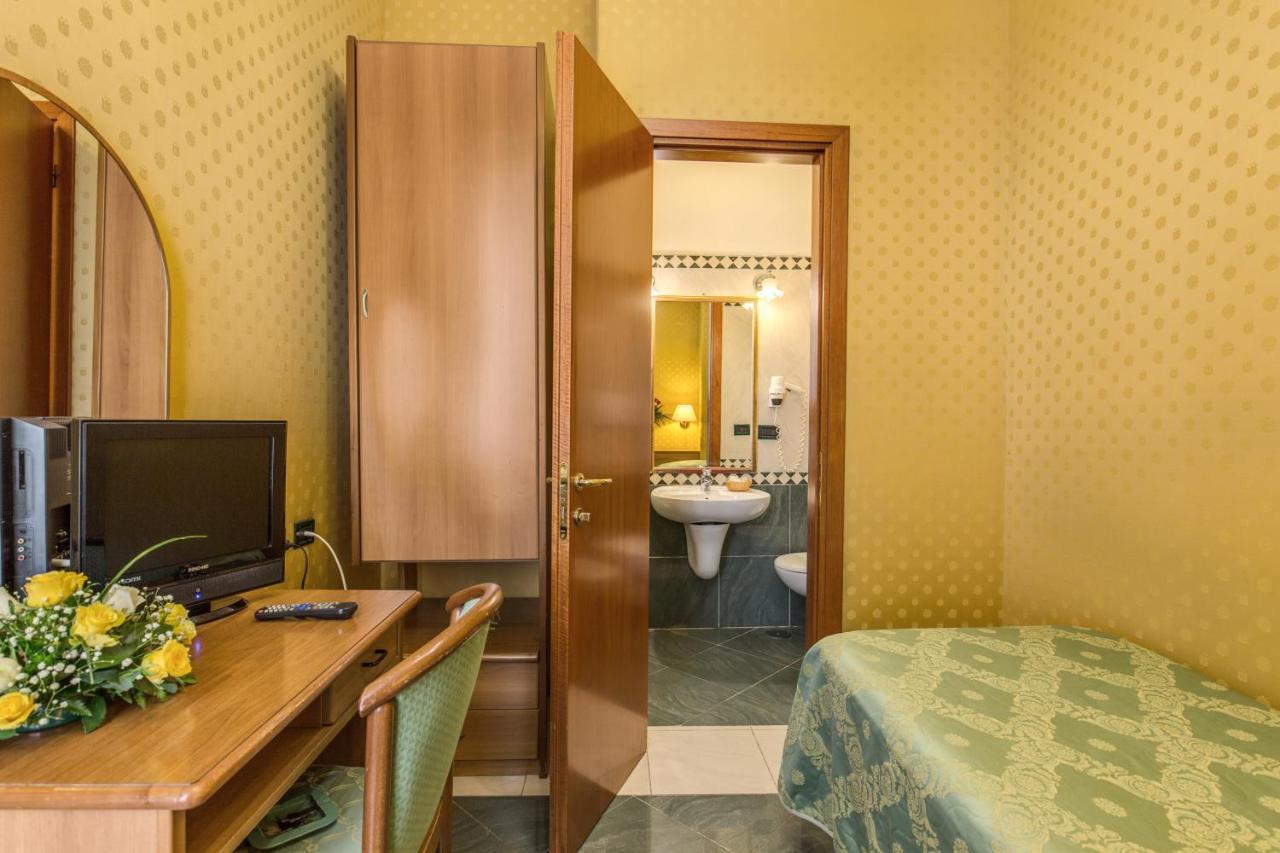 Hotel Contilia Рим Екстер'єр фото